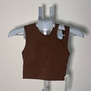 Lululemon Mastered Motion Crop Top